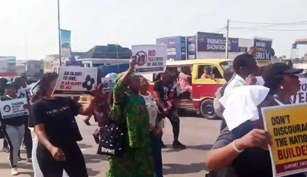 NUT-Take-To-Streets-Over-Abducted-Oyo-School-Children